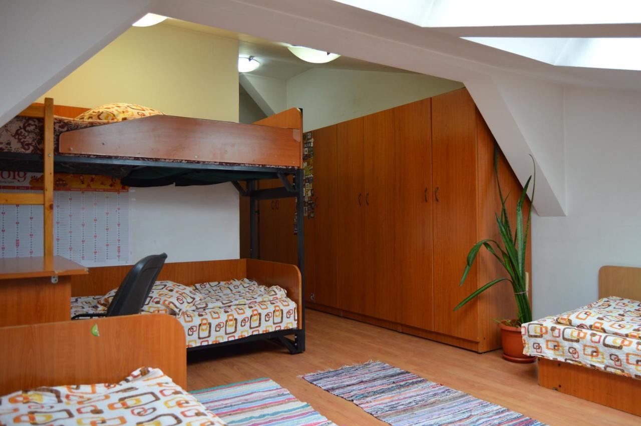 Kollege Hostel Клуж-Напока Екстериор снимка